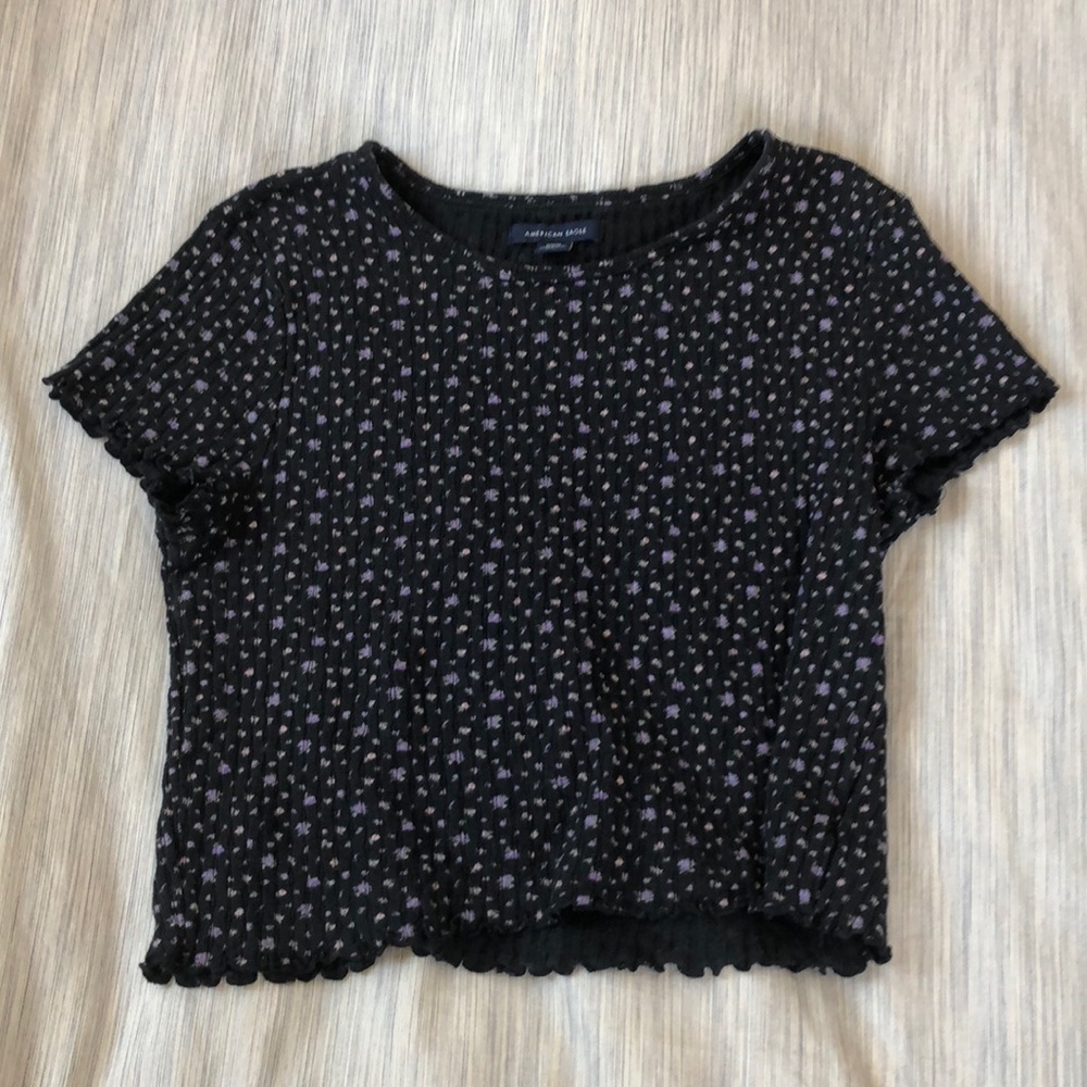 AE black floral baby tee